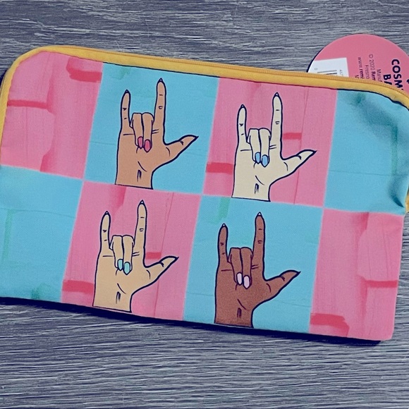 Remi Rose ILY Sign Language ASL Cosmetic Zip Bag I Love You Print - Picture 2 of 4